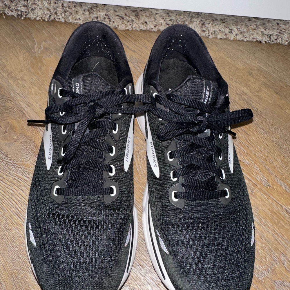 Brooks Women’s Black Running Shoes